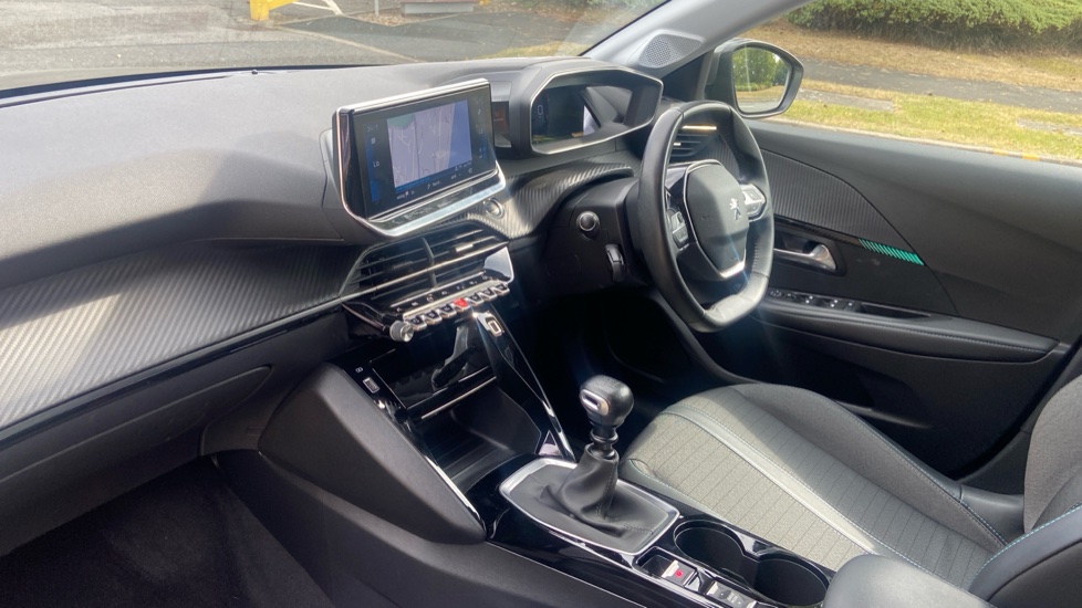 Peugeot 208 1.2 PureTech 100 Allure Premium 5dr Petrol Hatchback - Image 9