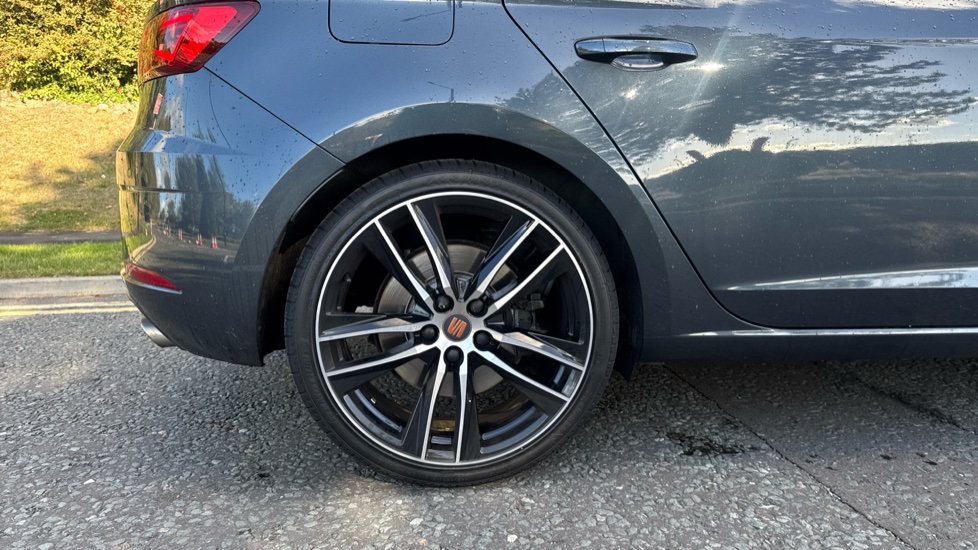 CUPRA Leon 2.0 TSI 290 Cupra Lux [EZ] 5dr DSG Petrol Hatchback - Image 7