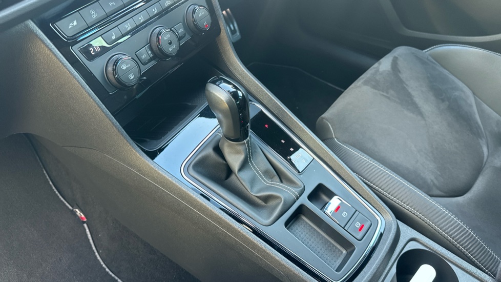 CUPRA Leon 2.0 TSI 290 Cupra Lux [EZ] 5dr DSG Petrol Hatchback - Image 13