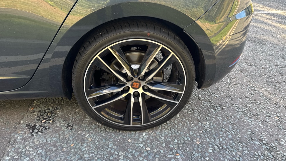 CUPRA Leon 2.0 TSI 290 Cupra Lux [EZ] 5dr DSG Petrol Hatchback - Image 28