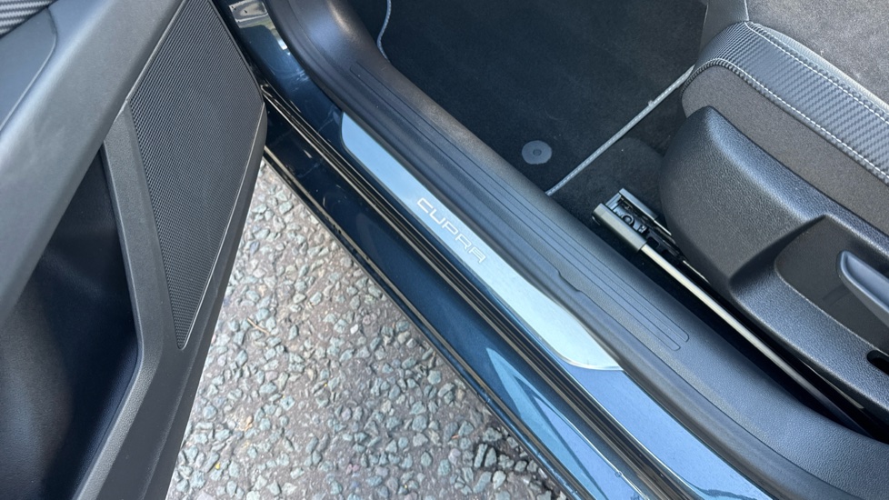 CUPRA Leon 2.0 TSI 290 Cupra Lux [EZ] 5dr DSG Petrol Hatchback - Image 40