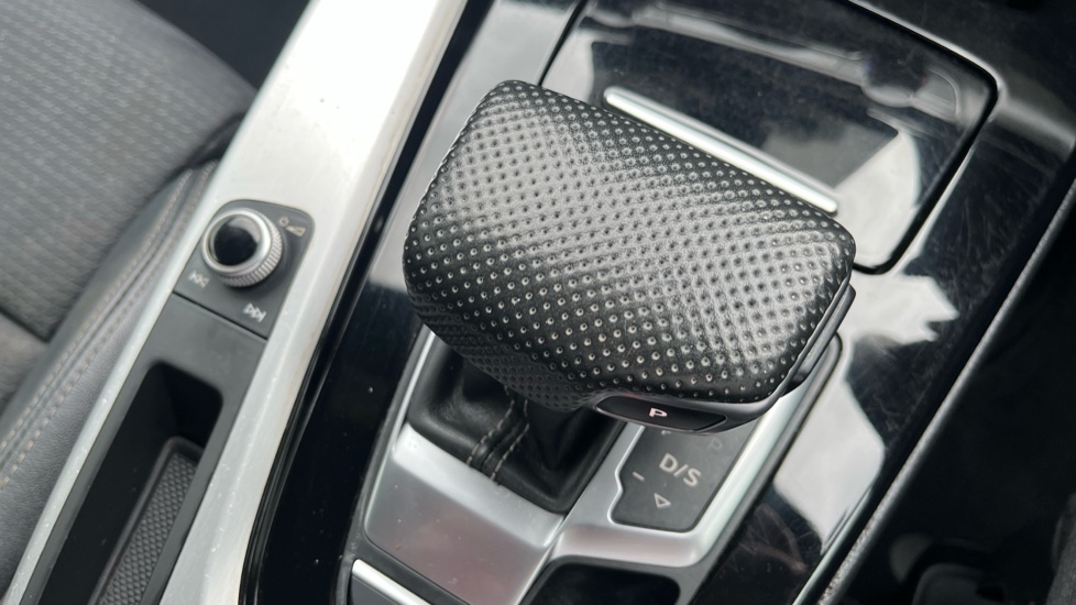 Audi A5 35 TDI S Line 5dr S Tronic Diesel Hatchback - Image 38