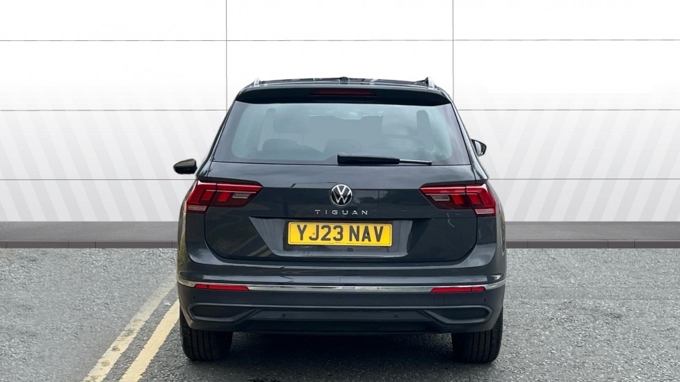 Volkswagen Tiguan 1.5 TSI Life 5dr Petrol Estate - Image 6