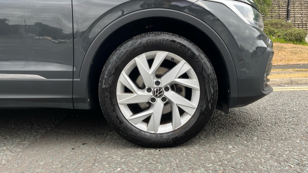 Volkswagen Tiguan 1.5 TSI Life 5dr Petrol Estate - Image 7