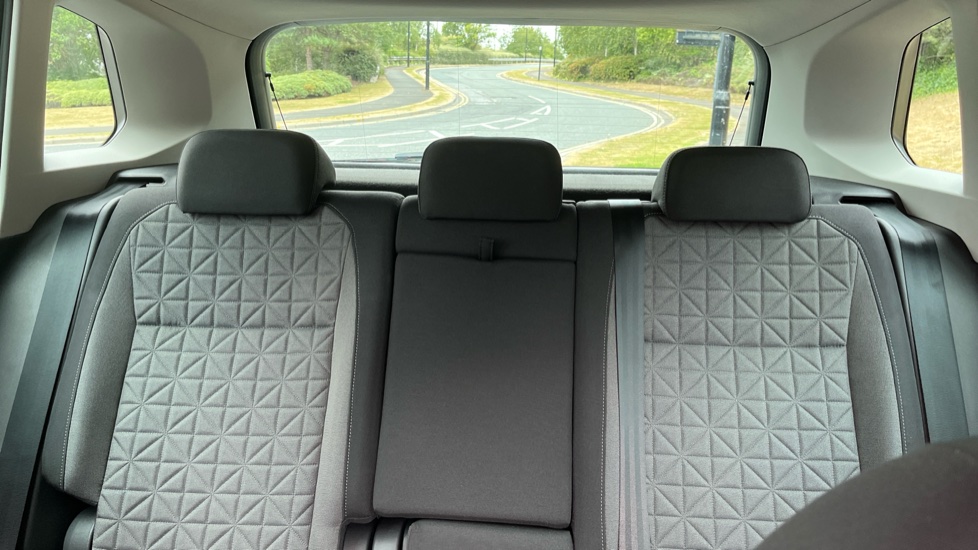 Volkswagen Tiguan 1.5 TSI Life 5dr Petrol Estate - Image 15