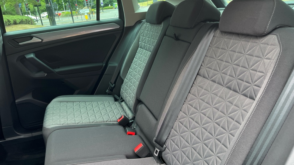 Volkswagen Tiguan 1.5 TSI Life 5dr Petrol Estate - Image 16