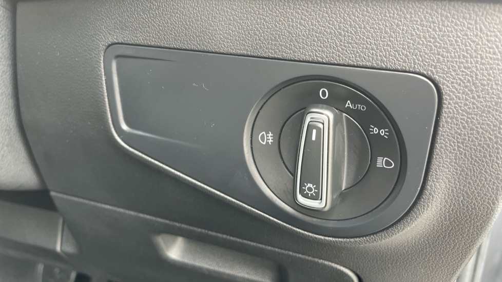Volkswagen Tiguan 1.5 TSI Life 5dr Petrol Estate - Image 24