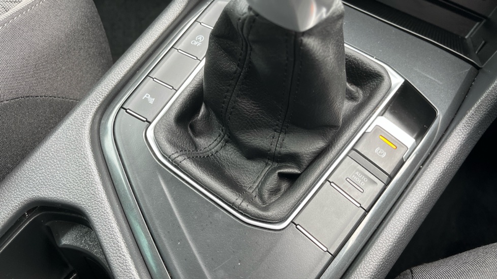 Volkswagen Tiguan 1.5 TSI Life 5dr Petrol Estate - Image 28
