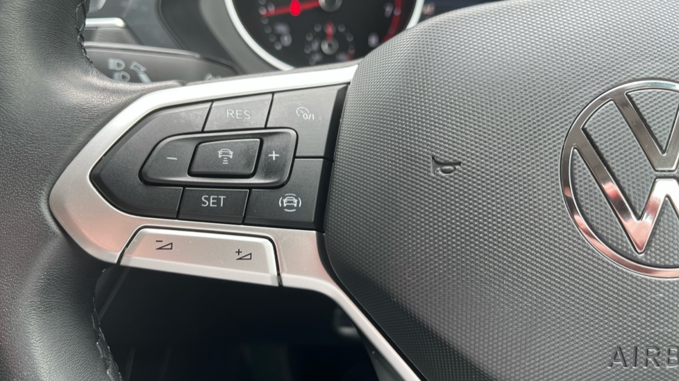 Volkswagen Tiguan 1.5 TSI Life 5dr Petrol Estate - Image 31