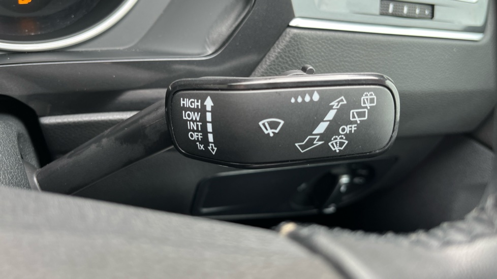 Volkswagen Tiguan 1.5 TSI Life 5dr Petrol Estate - Image 33