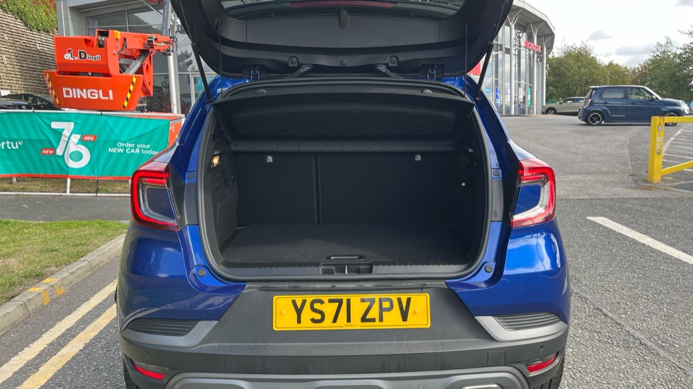 Renault Captur 1.6 E-TECH Hybrid 145 R.S. Line 5dr Auto Hybrid Hatchback - Image 4
