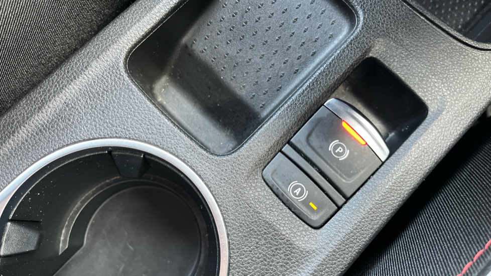 Renault Captur 1.6 E-TECH Hybrid 145 R.S. Line 5dr Auto Hybrid Hatchback - Image 26