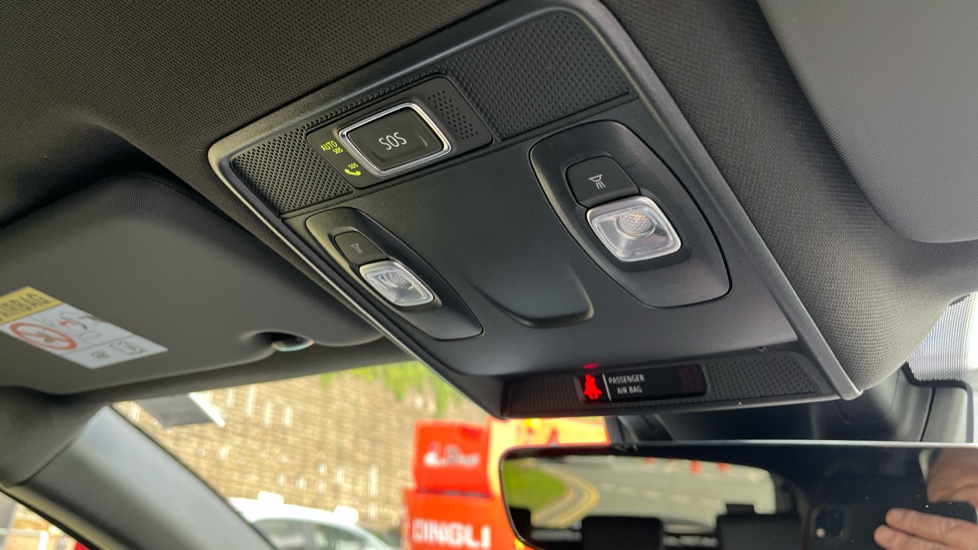 Renault Captur 1.6 E-TECH Hybrid 145 R.S. Line 5dr Auto Hybrid Hatchback - Image 37