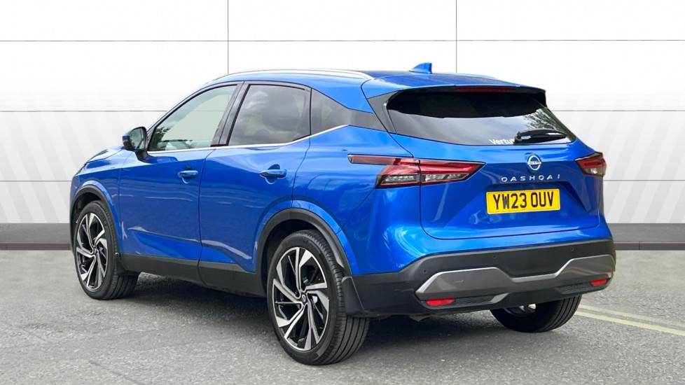 Nissan Qashqai 1.3 DiG-T MH 158 Tekna+ 5dr 4WD Xtronic Petrol Hatchback - Image 2