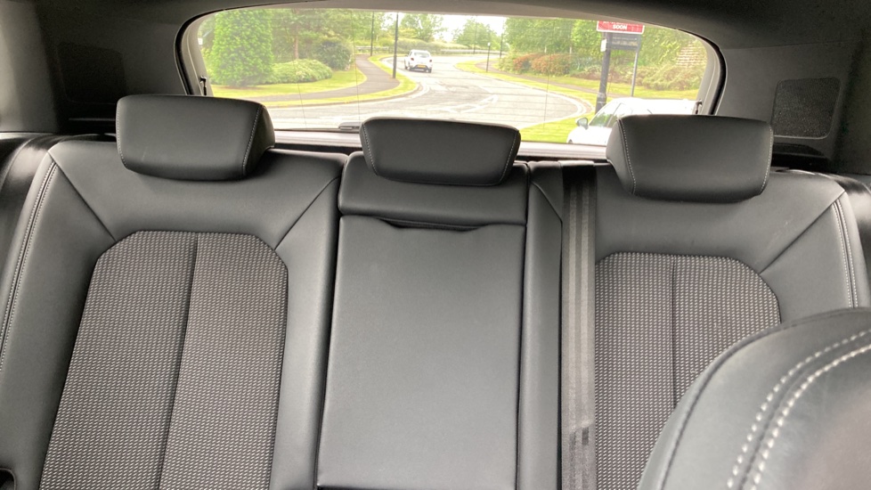 Audi Q3 35 TFSI S Line 5dr Petrol Estate - Image 15