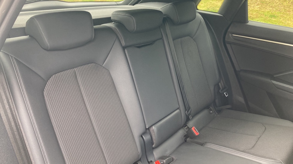 Audi Q3 35 TFSI S Line 5dr Petrol Estate - Image 26
