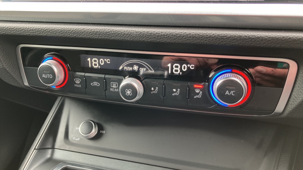 Audi Q3 35 TFSI S Line 5dr Petrol Estate - Image 29