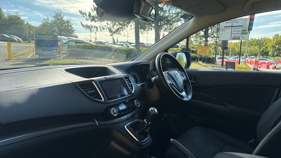 Honda CR-V 1.6 i-DTEC SE Plus 5dr 2WD [Nav] Diesel Estate - Image 9