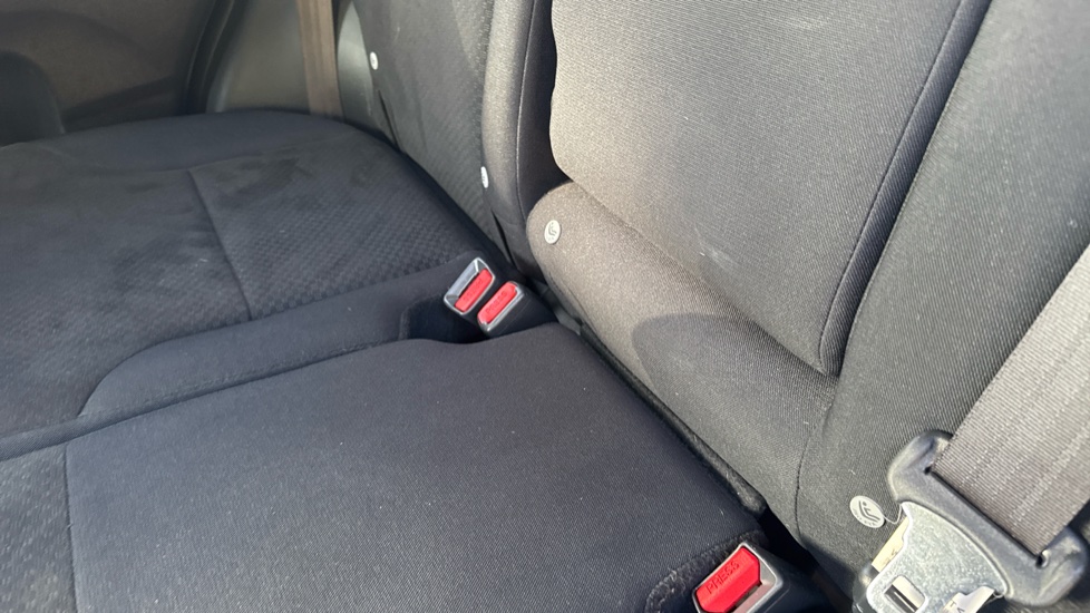 Honda CR-V 1.6 i-DTEC SE Plus 5dr 2WD [Nav] Diesel Estate - Image 17