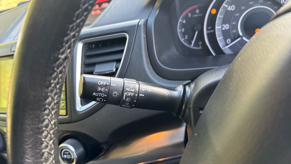 Honda CR-V 1.6 i-DTEC SE Plus 5dr 2WD [Nav] Diesel Estate - Image 26