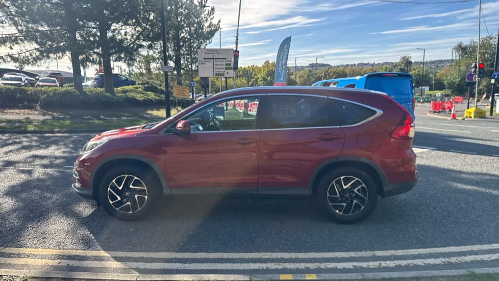 Honda CR-V 1.6 i-DTEC SE Plus 5dr 2WD [Nav] Diesel Estate - Image 45