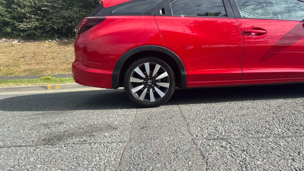 Honda Civic Tourer 1.8 i-VTEC SE Plus 5dr Auto Petrol Estate - Image 7