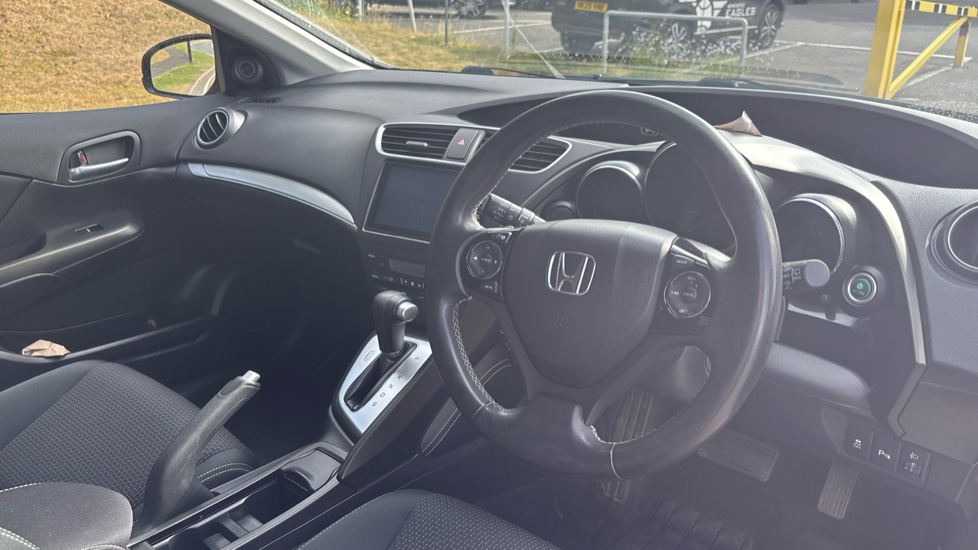 Honda Civic Tourer 1.8 i-VTEC SE Plus 5dr Auto Petrol Estate - Image 11