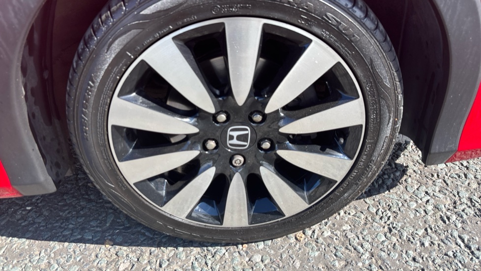Honda Civic Tourer 1.8 i-VTEC SE Plus 5dr Auto Petrol Estate - Image 39