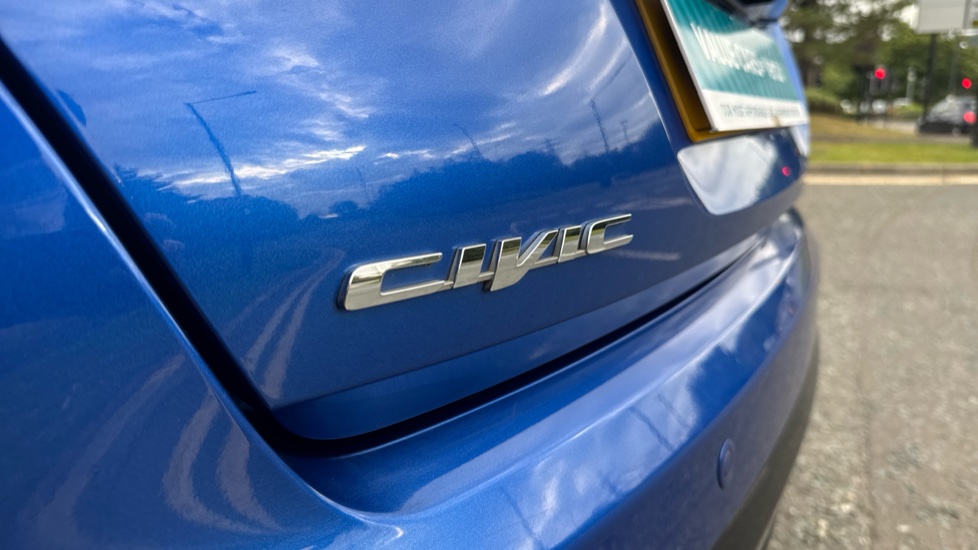 Honda Civic 1.8 i-VTEC SE Plus 5dr Petrol Hatchback - Image 29