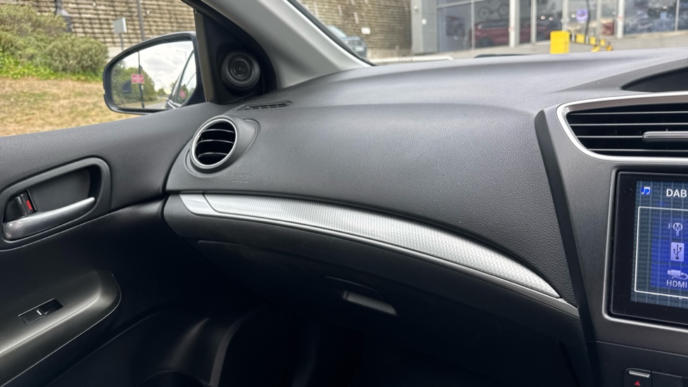 Honda Civic 1.8 i-VTEC SE Plus 5dr Petrol Hatchback - Image 49