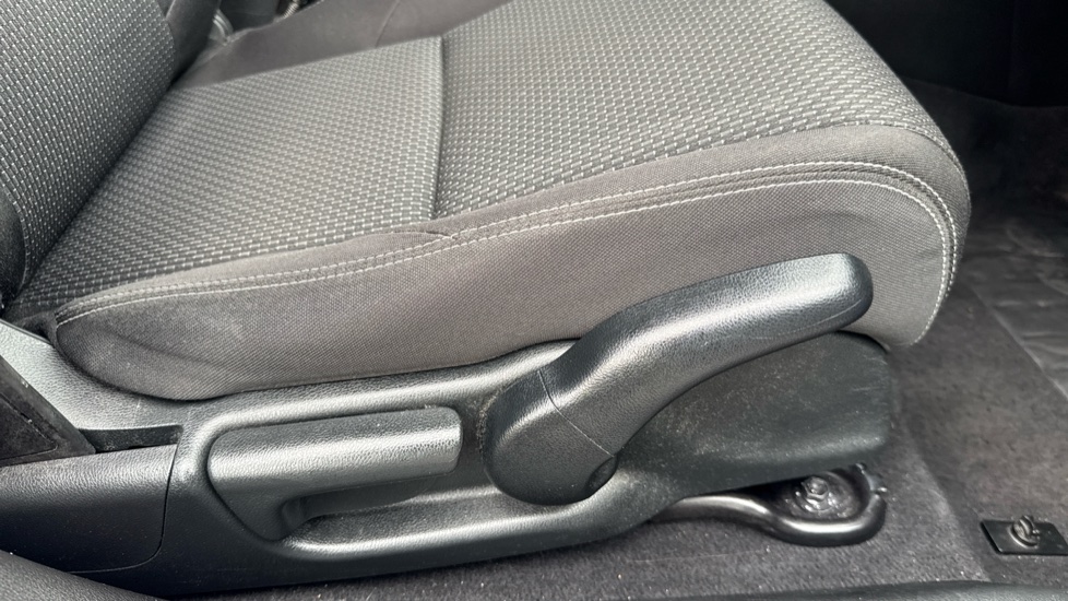 Honda Civic 1.8 i-VTEC SE Plus 5dr Petrol Hatchback - Image 52