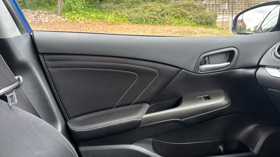 Honda Civic 1.8 i-VTEC SE Plus 5dr Petrol Hatchback - Image 53
