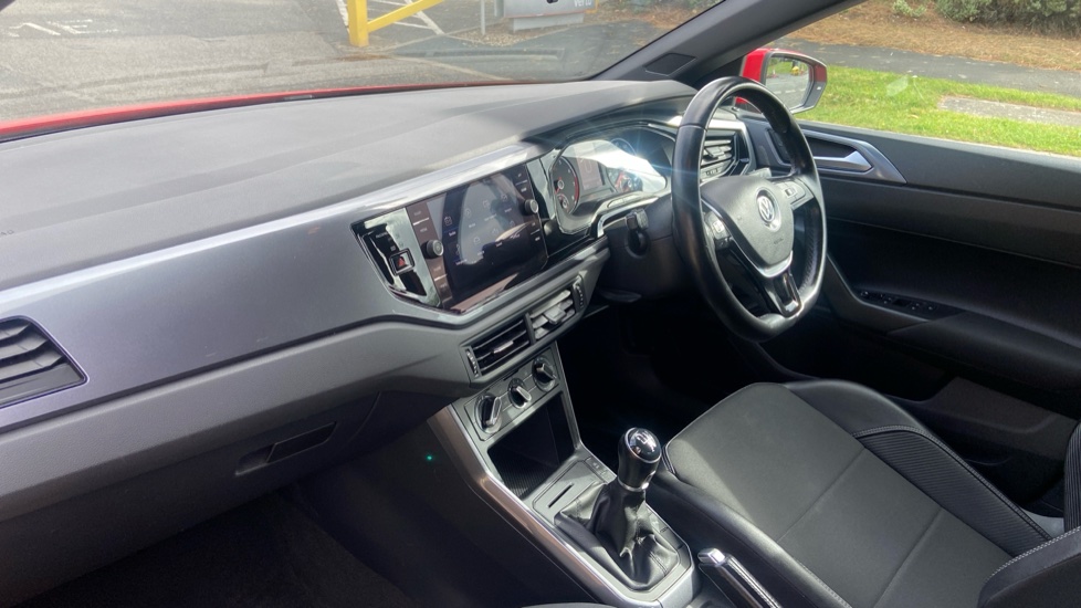 Volkswagen Polo 1.0 TSI 95 SE 5dr Petrol Hatchback - Image 9