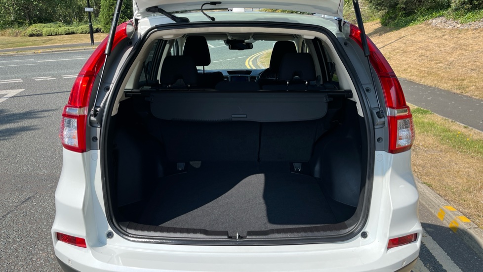 Honda CR-V 2.0 i-VTEC SE Plus 5dr Auto Petrol Estate - Image 4