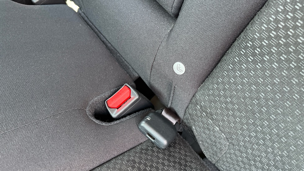 Honda CR-V 2.0 i-VTEC SE Plus 5dr Auto Petrol Estate - Image 17