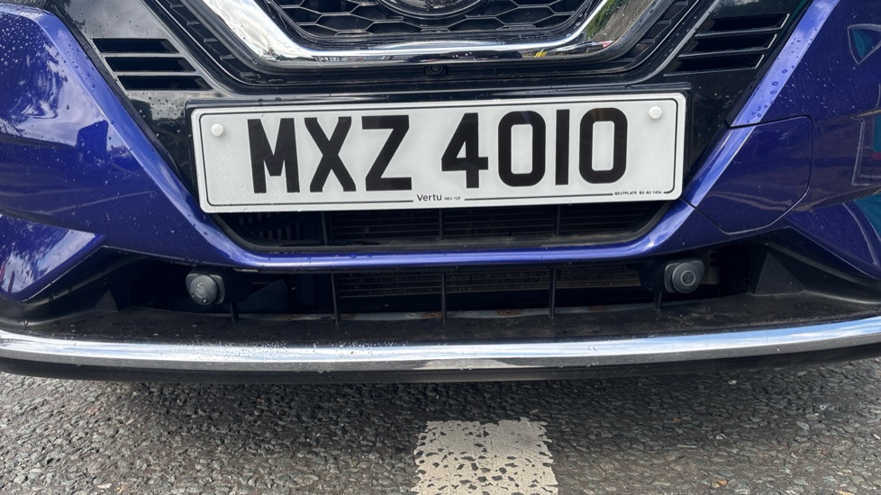 Nissan Qashqai 1.2 DiG-T N-Connecta 5dr Petrol Hatchback - Image 22