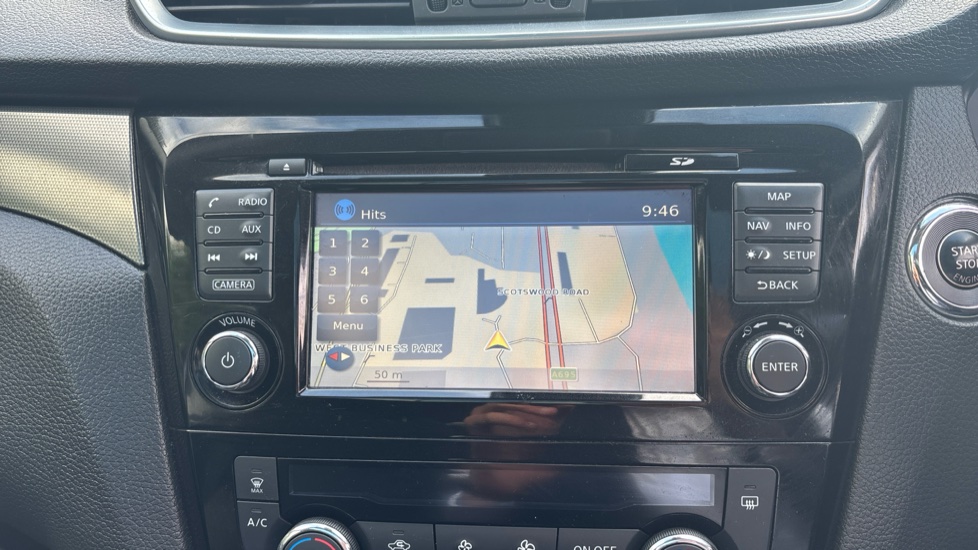 Nissan Qashqai 1.2 DiG-T N-Connecta 5dr Petrol Hatchback - Image 36