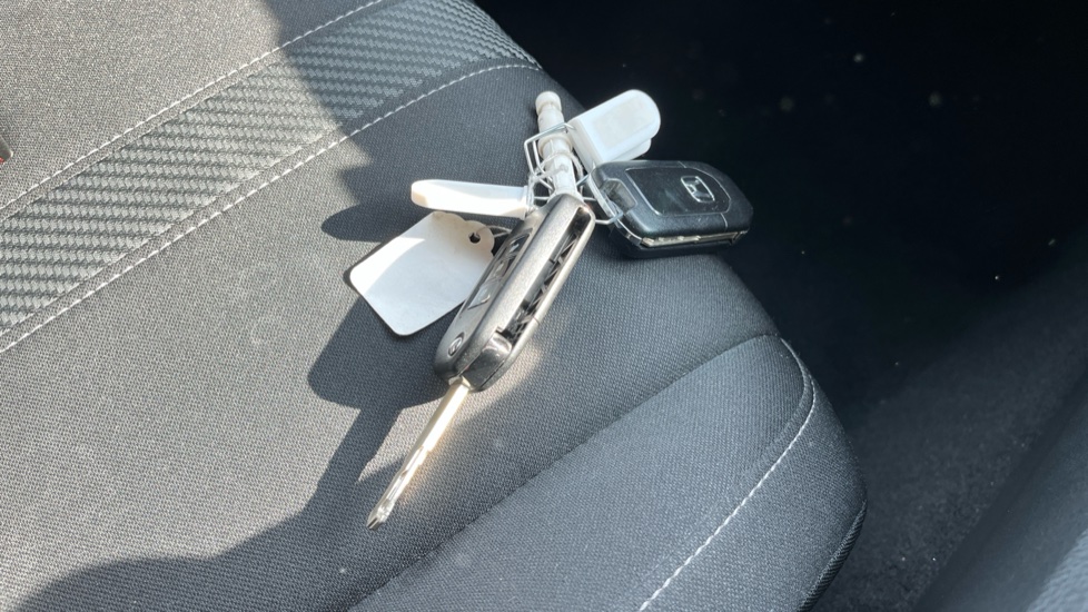 Honda Civic 1.0 VTEC Turbo 126 SR 5dr Petrol Hatchback - Image 20
