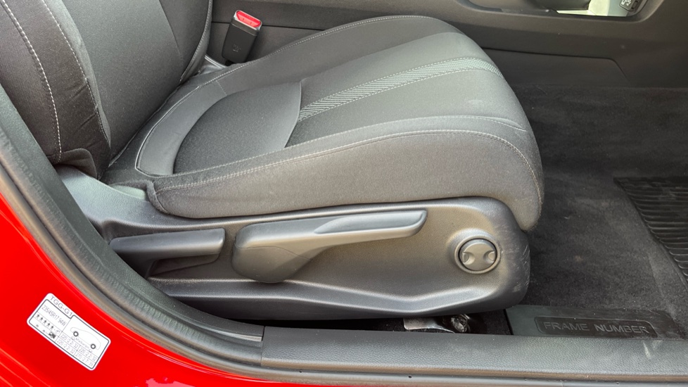 Honda Civic 1.0 VTEC Turbo 126 SR 5dr Petrol Hatchback - Image 39