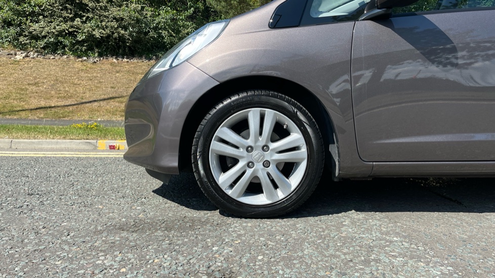 Honda Jazz 1.4 i-VTEC ES Plus 5dr CVT Petrol Hatchback - Image 7
