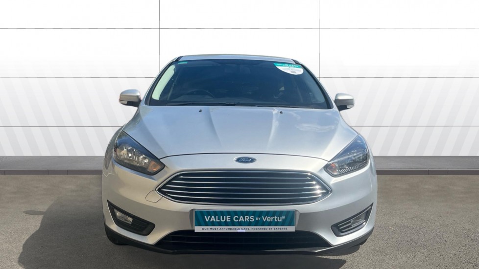Ford Focus 1.0 EcoBoost 125 Zetec Edition 5dr Petrol Hatchback - Image 3
