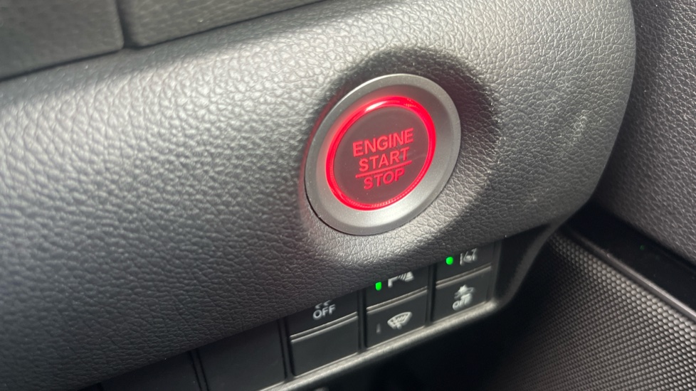 Honda CR-V 1.5 VTEC Turbo SR 5dr Petrol Estate - Image 33