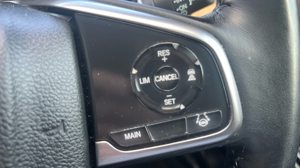 Honda CR-V 1.5 VTEC Turbo SR 5dr Petrol Estate - Image 34