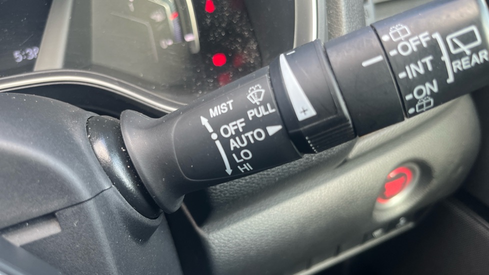 Honda CR-V 1.5 VTEC Turbo SR 5dr Petrol Estate - Image 36