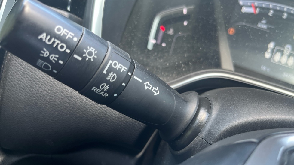 Honda CR-V 1.5 VTEC Turbo SR 5dr Petrol Estate - Image 37