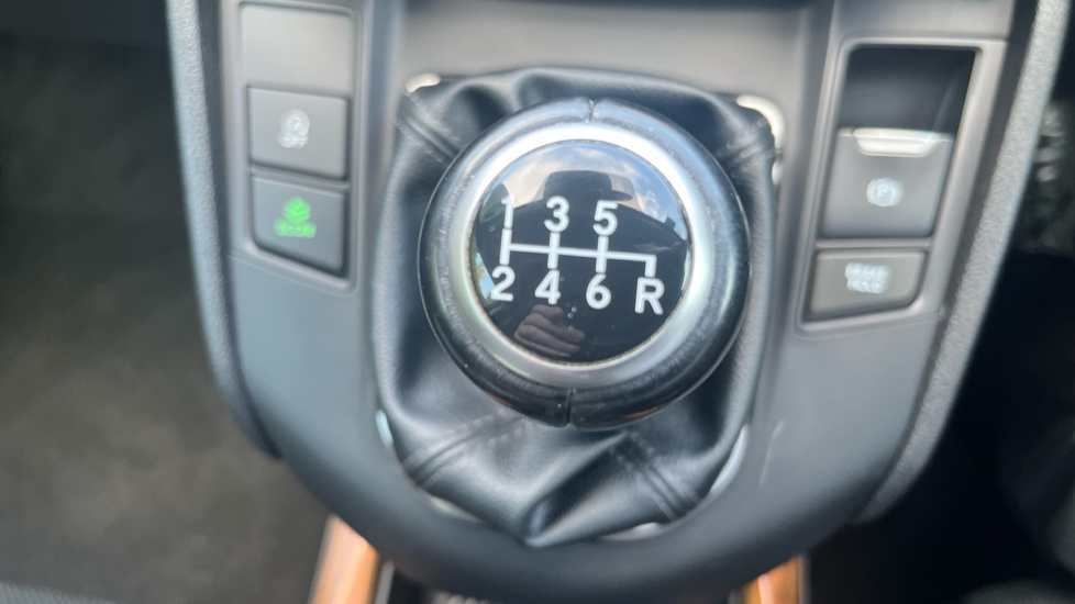 Honda CR-V 1.5 VTEC Turbo SR 5dr Petrol Estate - Image 39