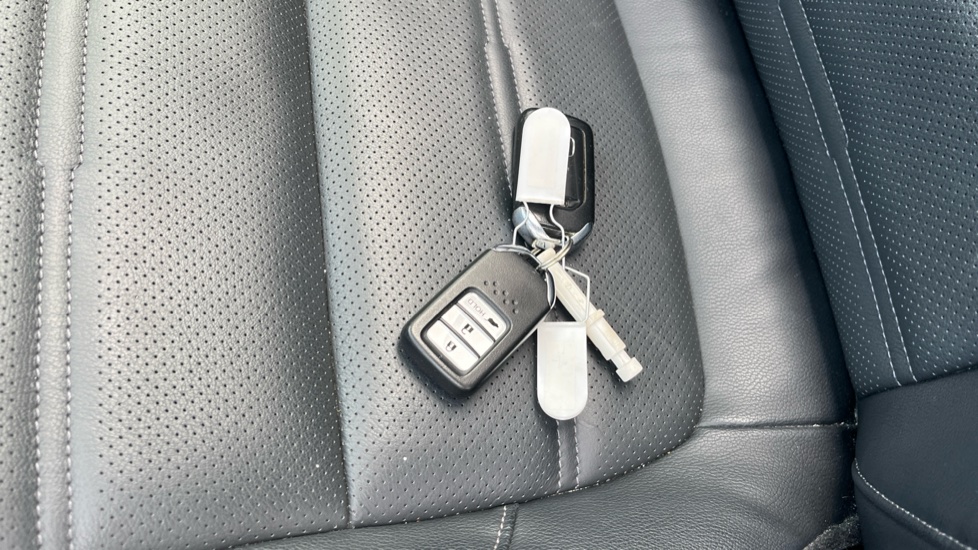 Honda CR-V 1.5 VTEC Turbo EX 5dr CVT Petrol Estate - Image 20