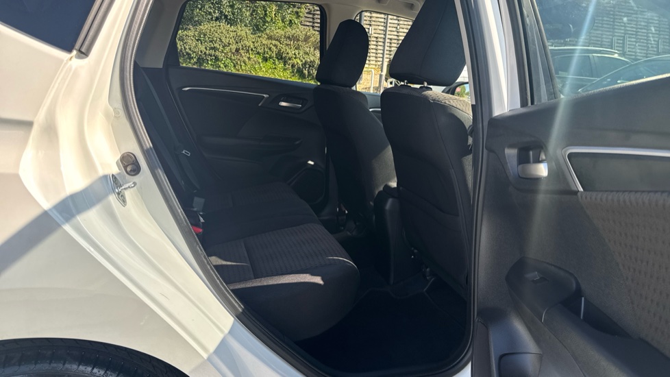 Honda Jazz 1.3 i-VTEC EX 5dr Petrol Hatchback - Image 33