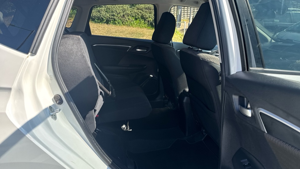 Honda Jazz 1.3 i-VTEC EX 5dr Petrol Hatchback - Image 35
