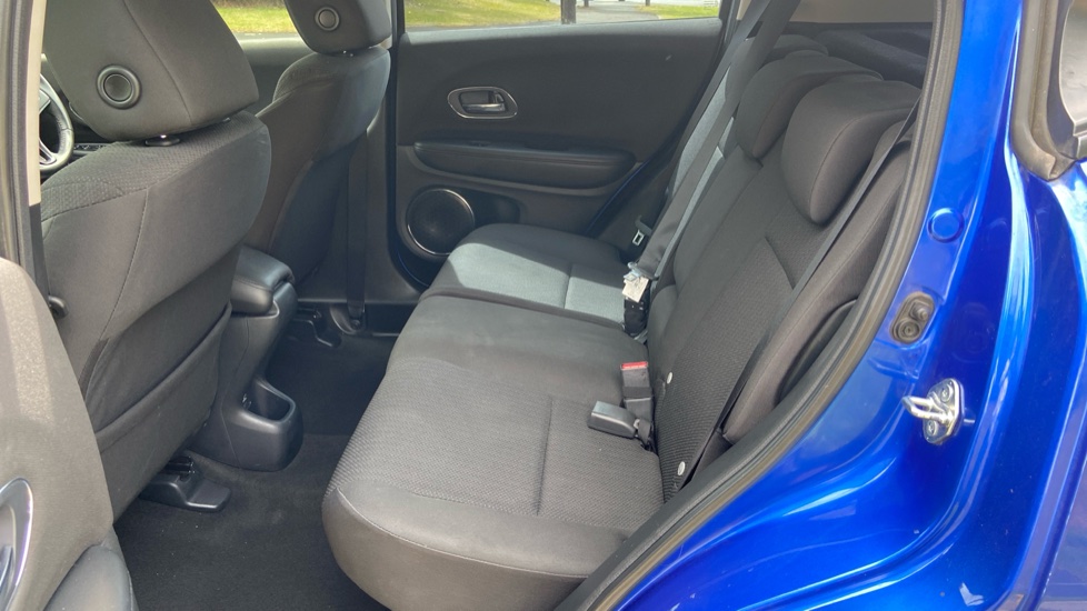 Honda HR-V 1.5 i-VTEC SE Navi 5dr Petrol Hatchback - Image 16